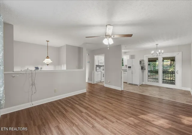 Photo 4 of Sale Pending at 6901 Howard School Rd, Maryville, TN 37801 | MLS# 1355621 | Listing updated on 2026-09-18
