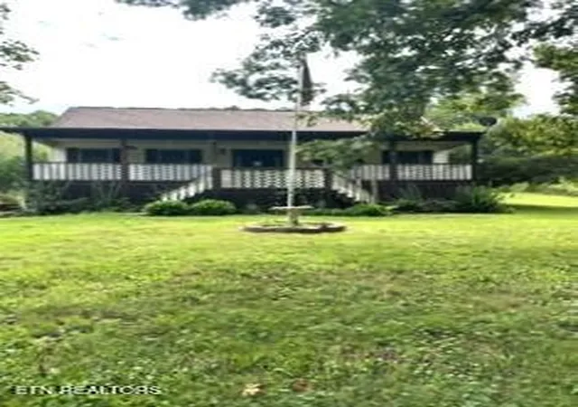 Photo 3 of Single family home for sale at 129 Pleasant Hl Rd, Sweetwater, TN 37874 | MLS# 1355382 | Listing updated on 2026-09-17