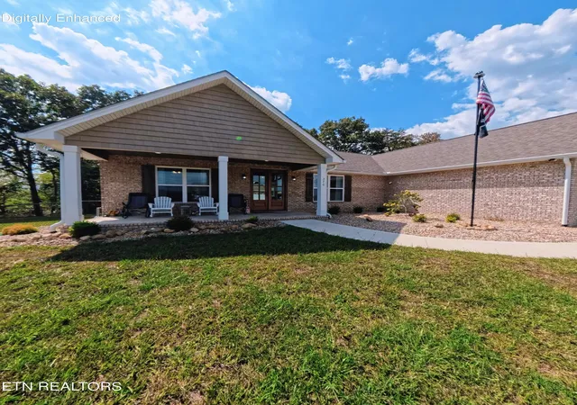 Photo 2 of Single family home for sale at 370 Est Loop Tr, Crossville, TN 38555 | MLS# 1355592 | Listing updated on 2026-09-15