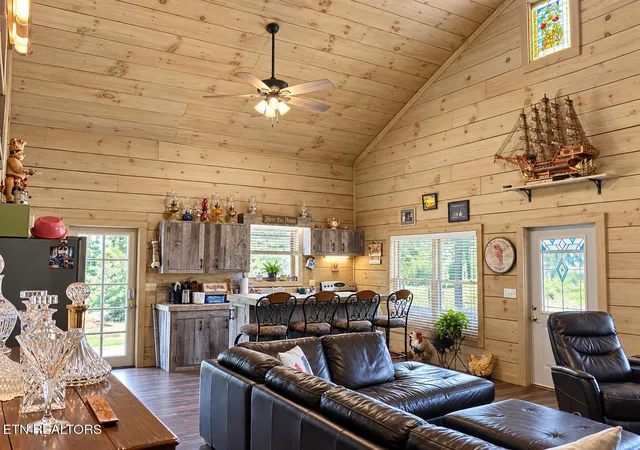 Photo 4 of Multi family home for sale at 2225 Winona Rd, Huntsville, TN 37756 | MLS# 1356252 | Listing updated on 2026-09-24