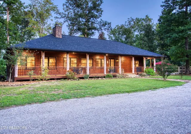 Single family home for sale at 328 Briar Point Rd, Allardt, TN 38504 | MLS# 1356532