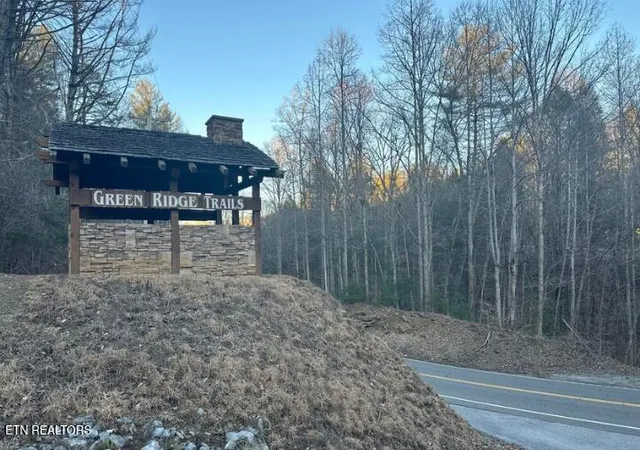 Photo 1 of Land for sale at Tbd Green Ridge Tr, Harriman, TN 37748 | MLS# 1355389 | Listing updated on 2026-10-09