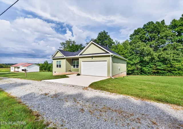 Photo 4 of Single family home for sale at 118 Teak Ln, Cookeville, TN 38506 | MLS# 1355633 | Listing updated on 2026-09-24
