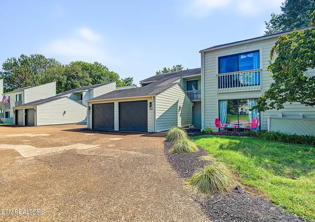 Condo for sale at 548 Lost Tree Ln, Farragut, TN 37934 | MLS# 1355991