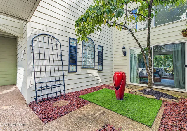 Listing Photo 1 - Condo for sale in building located at 548 Lost Tree Ln, Knoxville, TN 37934