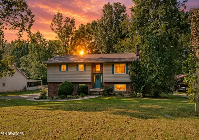 Photo 1 of Single family home for sale at 3932 Gamble Ln, Maryville, TN 37804 | MLS# 1356049 | Listing updated on 2026-10-01