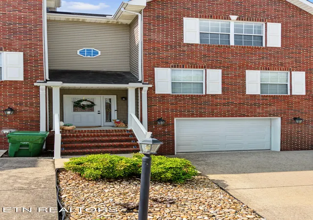Condo for sale at 106 Olivia Ln, Maryville, TN 37804 | MLS# 1355926