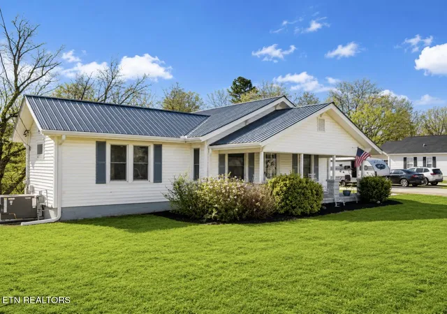 Photo 1 of Sale Pending at 5012 Strawberry Plains Pike, Knoxville, TN 37914 | MLS# 1355476 | Listing updated on 2026-09-21