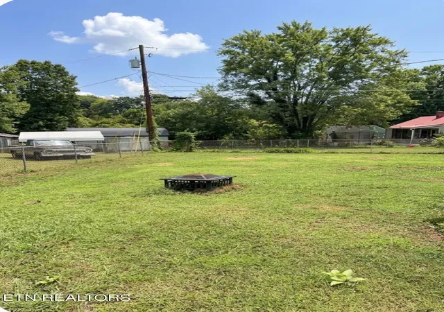 Photo 15 of Single family home for sale at 432 Linden Cir, La Follette, TN 37766 | MLS# 1355597 | Listing updated on 2026-10-02