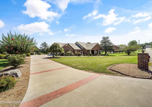 Photo 3 of Single family home for sale at 607 Cornfield Dr, White Pine, TN 37890 | MLS# 1355965 | Listing updated on 2026-09-18