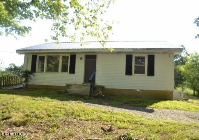 Photo 1 of Single family home for sale at 2471 Free State Rd, Gainesboro, TN 38562 | MLS# 1355456 | Listing updated on 2026-10-07