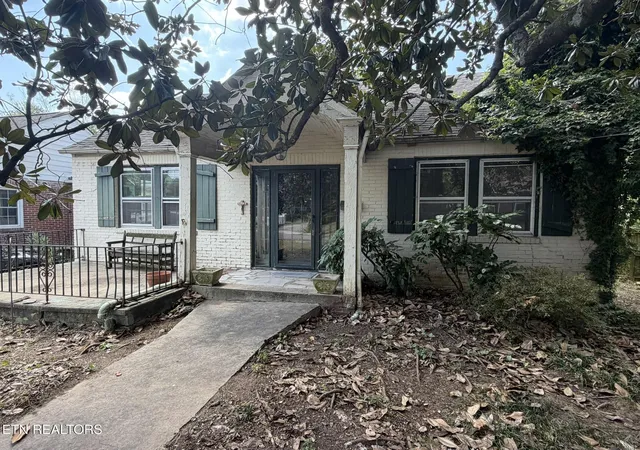 Single family home for sale at 3313 Orlando St, Knoxville, TN 37917 | MLS# 1355910