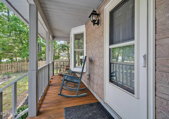 Photo 3 of Single family home for sale at 153 Lakeside Dr, Crossville, TN 38558 | MLS# 1355678 | Listing updated on 2026-09-16