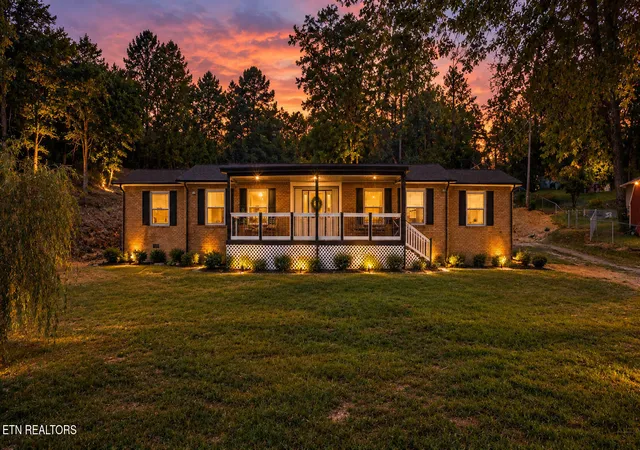 Photo 1 of Single family home for sale at 190 Parliament Rd, Harrogate, TN 37752 | MLS# 1356083 | Listing updated on 2026-09-19