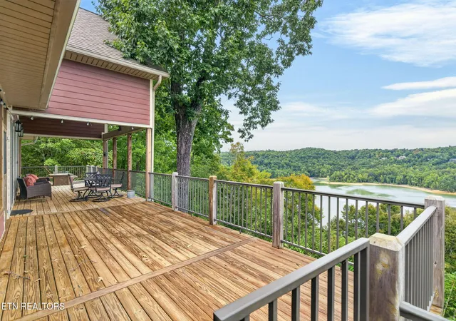 Photo 4 of Single family home for sale at 2070 Holly Bnd Dr, Byrdstown, TN 38549 | MLS# 1355471 | Listing updated on 2026-09-14