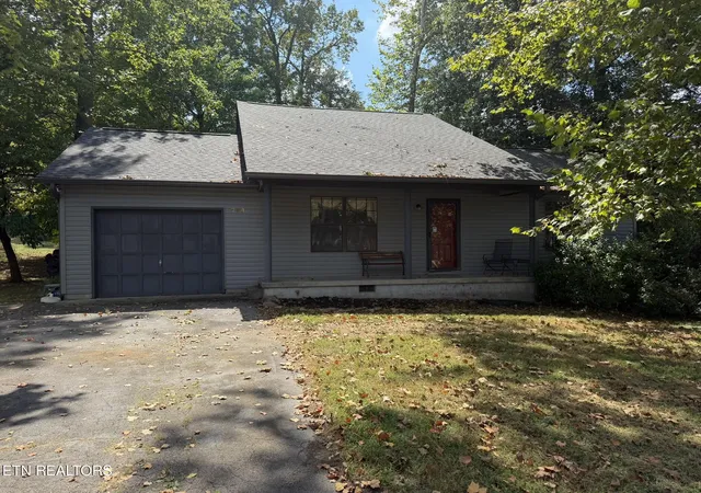 Single family home for sale at 704 Ike Ln, Knoxville, TN 37918 | MLS# 1355495