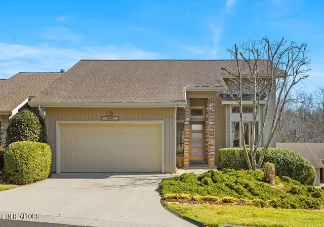 Photo 1 of Single family home for sale at 110 Bokoshe Cir, Loudon, TN 37774 | MLS# 1355987 | Listing updated on 2026-09-22