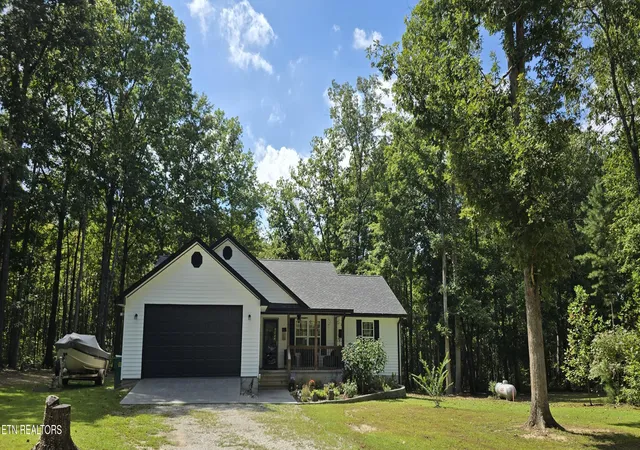 Photo 2 of Sale Pending at 1222 Press Beaty Rd, Jamestown, TN 38556 | MLS# 1355492 | Listing updated on 2026-10-08
