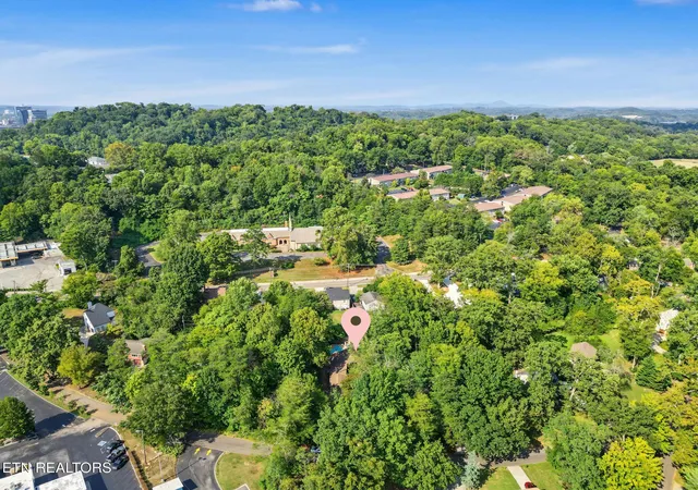 Photo 43 of Single family home for sale at 137 Chamberlain Blvd, Knoxville, TN 37920 | MLS# 1355536 | Listing updated on 2026-10-07