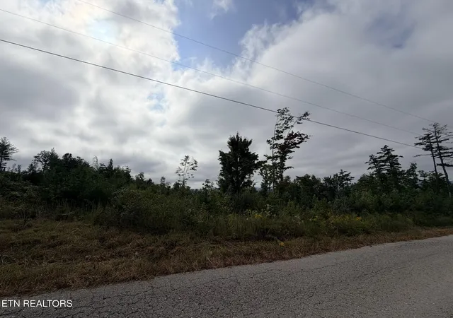 Photo 3 of Land for sale at Elb Private Dr #Lot 17/18, Huntsville, TN 37756 | MLS# 1355535 | Listing updated on 2026-09-15