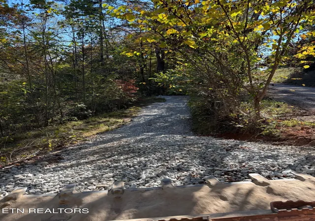 Photo 3 of Land for sale at 1465 King Bnd Rd, Cumberland Gap, TN 37724 | MLS# 1355510 | Listing updated on 2026-09-15