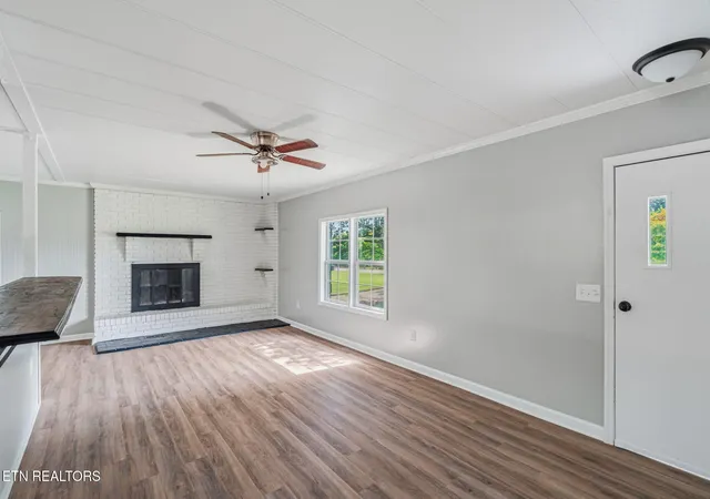 Photo 4 of Single family home for sale at 1921/1923 Harvard St, Maryville, TN 37801 | MLS# 1355529 | Listing updated on 2026-09-15