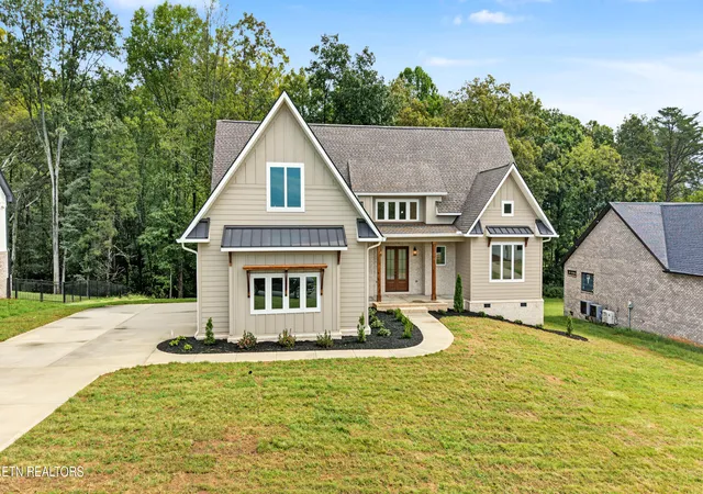 Photo 1 of Single family home for sale at 926 Sophie Dr, Greenback, TN 37742 | MLS# 1356166 | Listing updated on 2026-09-23