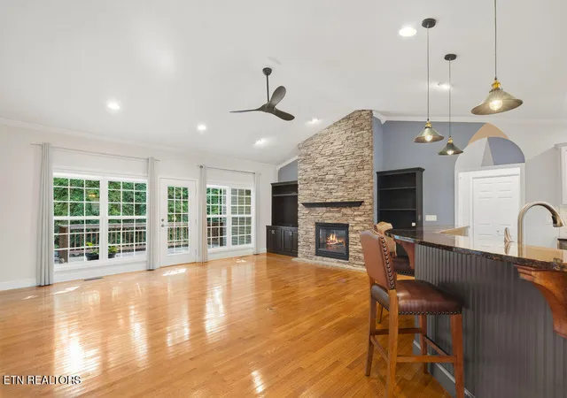 Photo 3 of Single family home for sale at 363 Cheestana Way, Loudon, TN 37774 | MLS# 1355805 | Listing updated on 2026-10-09