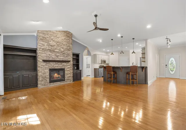 Photo 4 of Single family home for sale at 363 Cheestana Way, Loudon, TN 37774 | MLS# 1355805 | Listing updated on 2026-10-09