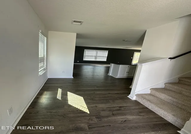 Photo 4 of Single family home for sale at 324 Everleigh Cir, Talbott, TN 37877 | MLS# 1355853 | Listing updated on 2026-09-17