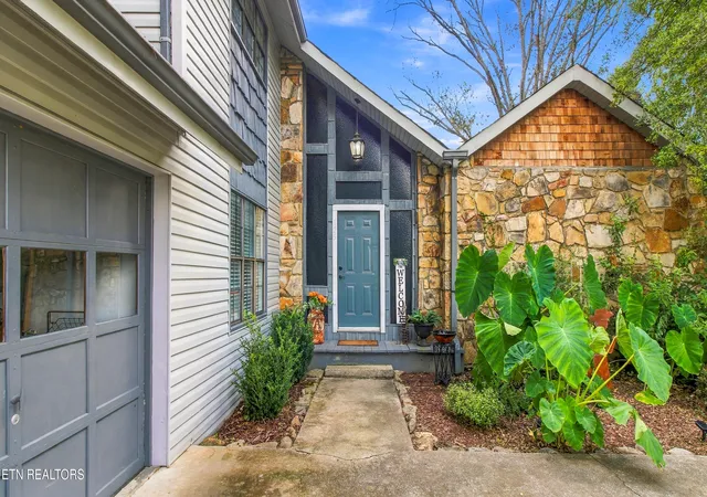 Photo 2 of Sale Pending at 125 Brick Ml Rd, Maryville, TN 37801 | MLS# 1355657 | Listing updated on 2026-09-25