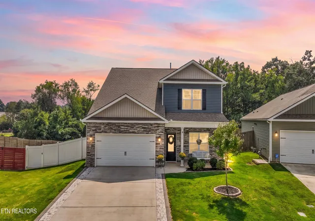 Photo 1 of Single family home for sale at 129 Canton Ln, Maryville, TN 37803 | MLS# 1355986 | Listing updated on 2026-09-18
