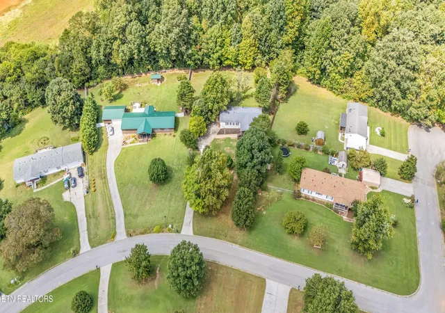 Photo 3 of Sale Pending at 1347 Mountain View Cir, Maryville, TN 37801 | MLS# 1355604 | Listing updated on 2026-09-19