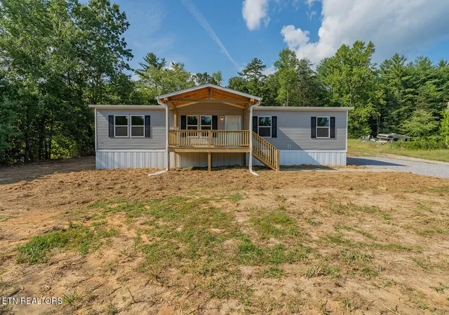 Photo 1 of Single family home for sale at 1369 Coal Hl Rd, Harriman, TN 37748 | MLS# 1356061 | Listing updated on 2026-10-02