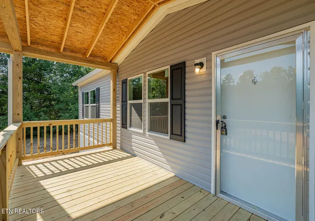 Photo 3 of Single family home for sale at 1369 Coal Hl Rd, Harriman, TN 37748 | MLS# 1356061 | Listing updated on 2026-10-02