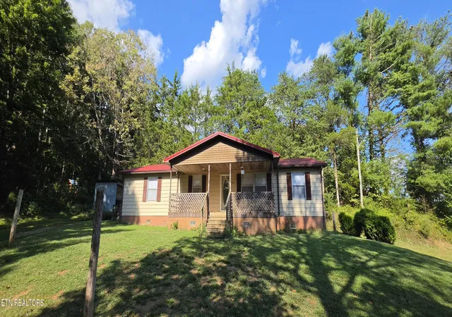 Photo 1 of Multi family home for sale at 284 Payne Cir, Tazewell, TN 37879 | MLS# 1355670 | Listing updated on 2026-09-16