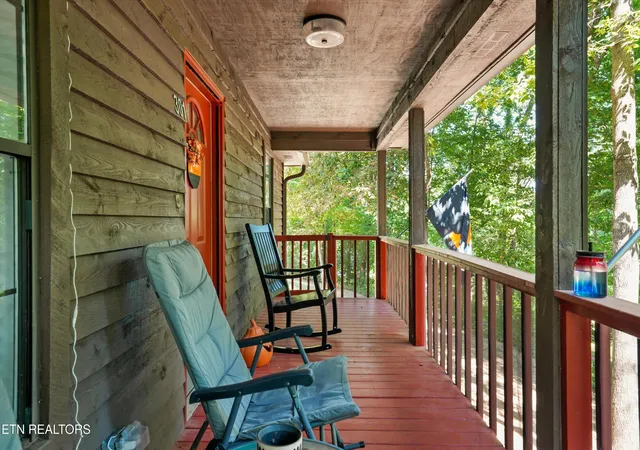 Photo 3 of Single family home for sale at 301 Bibee Ln, Caryville, TN 37714 | MLS# 1355675 | Listing updated on 2026-09-16