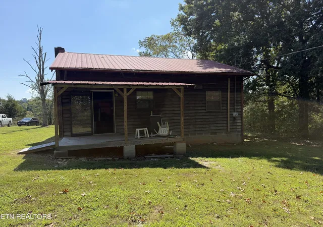 Photo 2 of Single family home for sale at 196 Bailey Holw Rd, Tazewell, TN 37879 | MLS# 1355679 | Listing updated on 2026-09-16