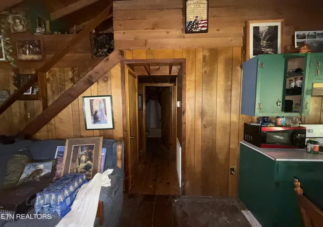 Photo 3 of Single family home for sale at 196 Bailey Holw Rd, Tazewell, TN 37879 | MLS# 1355679 | Listing updated on 2026-09-16