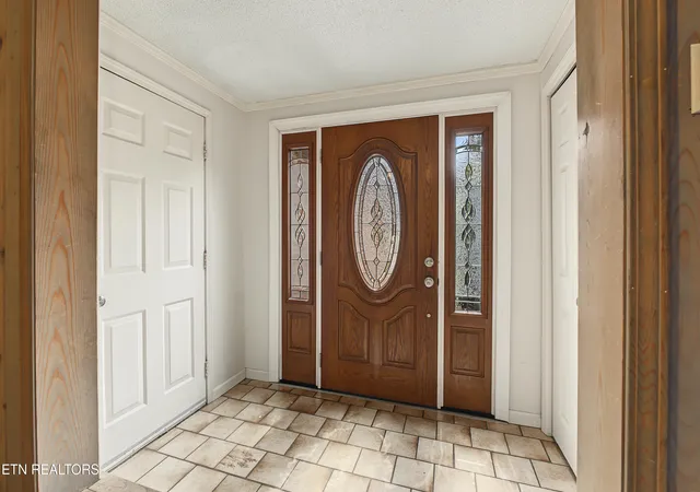 Photo 4 of Single family home for sale at 3911 Riverview Dr, Maryville, TN 37804 | MLS# 1355818 | Listing updated on 2026-09-25