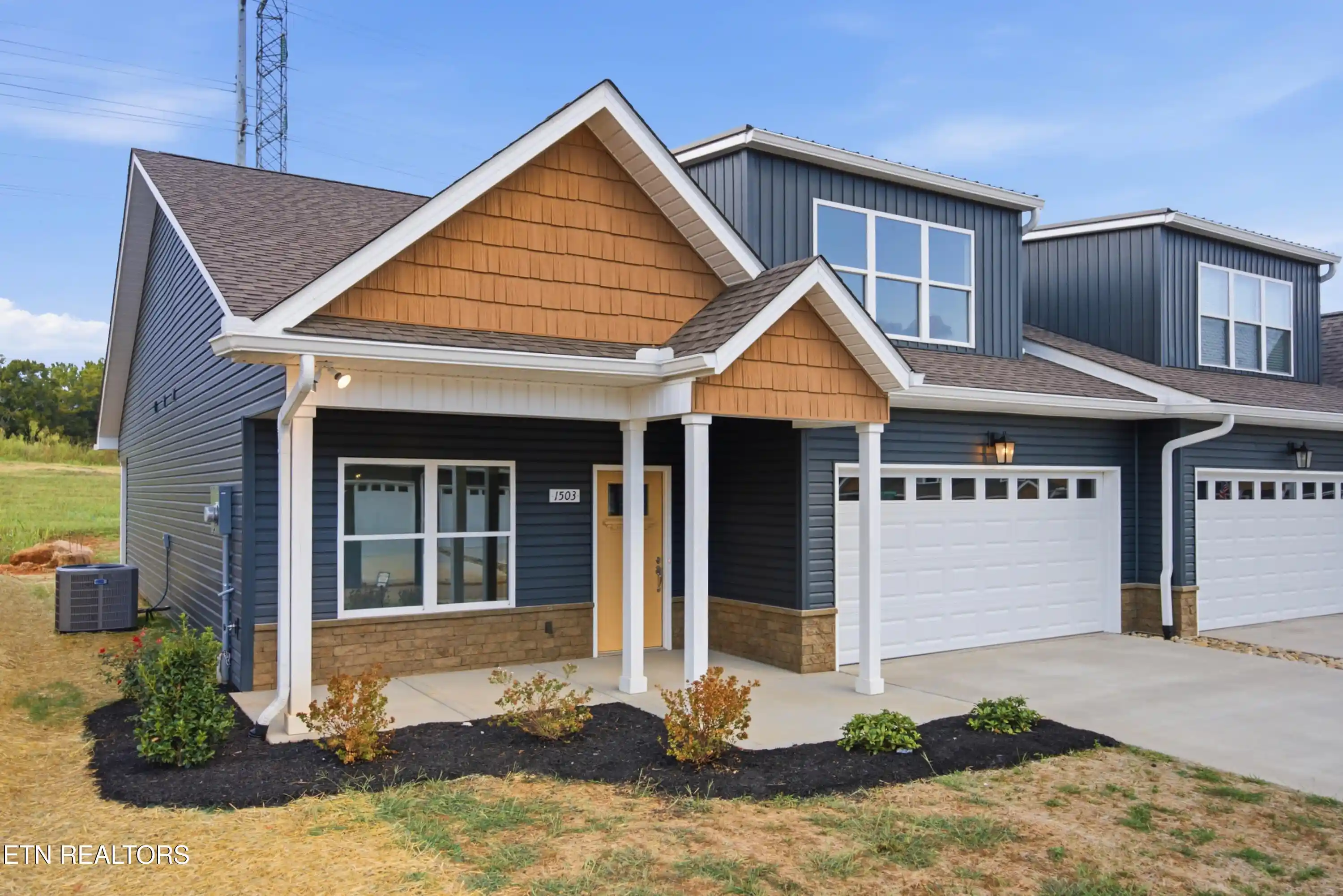 Listing Photo 1 - Condo for sale in 1533 Sunrise Crest Ln located at 1533 Sunrise Crest Ln, Powell, TN 37849 - Unit 1533 Sunrise Crst Ln