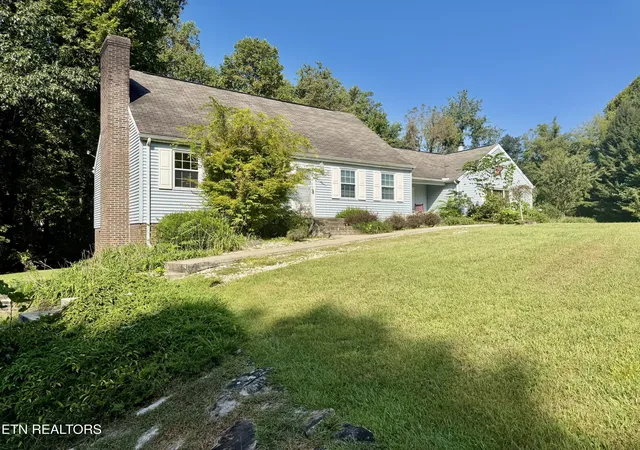 Photo 2 of Single family home for sale at 770 Presidential Blvd, Harrogate, TN 37752 | MLS# 1355686 | Listing updated on 2026-09-16