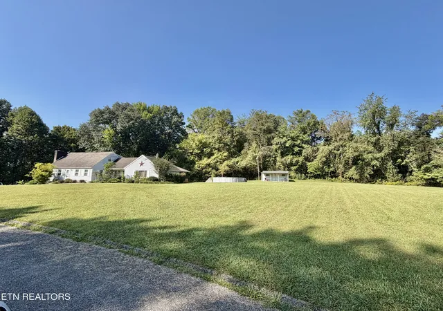 Photo 3 of Single family home for sale at 770 Presidential Blvd, Harrogate, TN 37752 | MLS# 1355686 | Listing updated on 2026-09-16