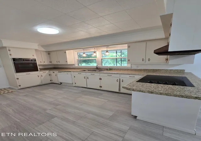 Photo 3 of Single family home for sale at 6117 Hills Crk Rd, Mc Minnville, TN 37110 | MLS# 1355817 | Listing updated on 2026-09-28