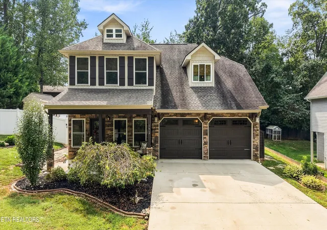 Single family home for sale at 152 Wakefield Rd, Knoxville, TN 37922 | MLS# 1356567