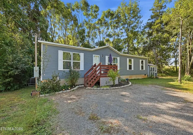 Photo 1 of Single family home for sale at 437 Sterling Rd, Athens, TN 37303 | MLS# 1355764 | Listing updated on 2026-09-17