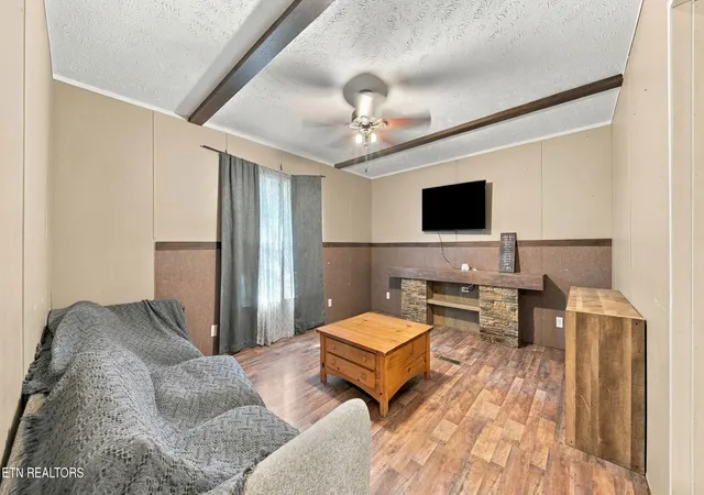 Photo 3 of Single family home for sale at 437 Sterling Rd, Athens, TN 37303 | MLS# 1355764 | Listing updated on 2026-09-17