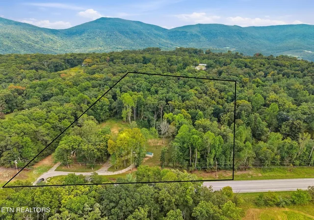 Photo 1 of Single family home for sale at 12253 Highway 127, Crossville, TN 38572 | MLS# 1356469 | Listing updated on 2026-09-23