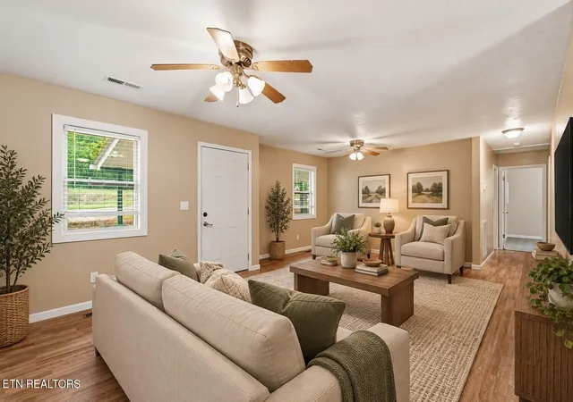 Photo 2 of Single family home for sale at 12253 Highway 127, Crossville, TN 38572 | MLS# 1356469 | Listing updated on 2026-09-23