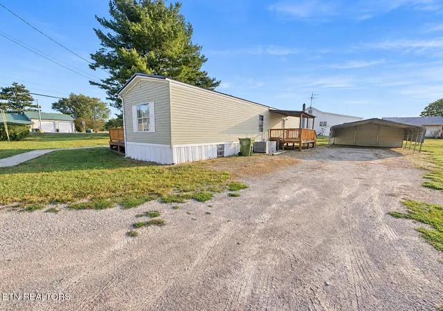 Photo 1 of Single family home for sale at 9326 Davis Dr, Corryton, TN 37721 | MLS# 1355704 | Listing updated on 2026-10-05
